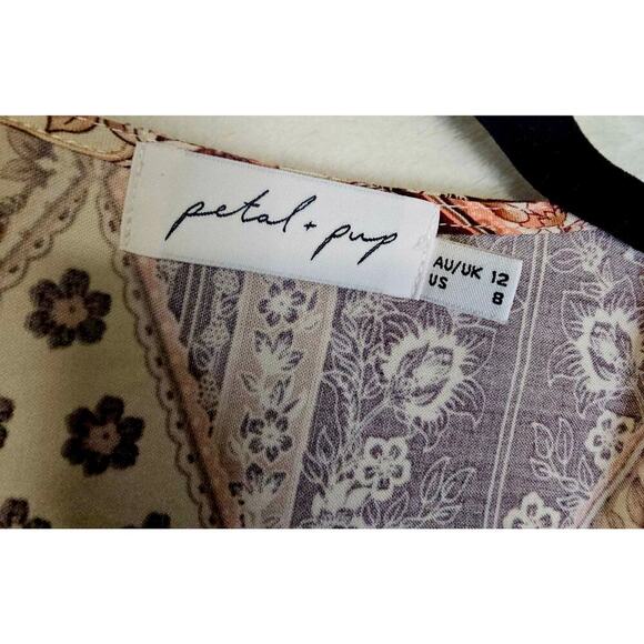 Petal and Pup Boho Sz8 Hippie 70s Vibe blouse w Tassles. Floral. Lace Accents. - Picture 3 of 14